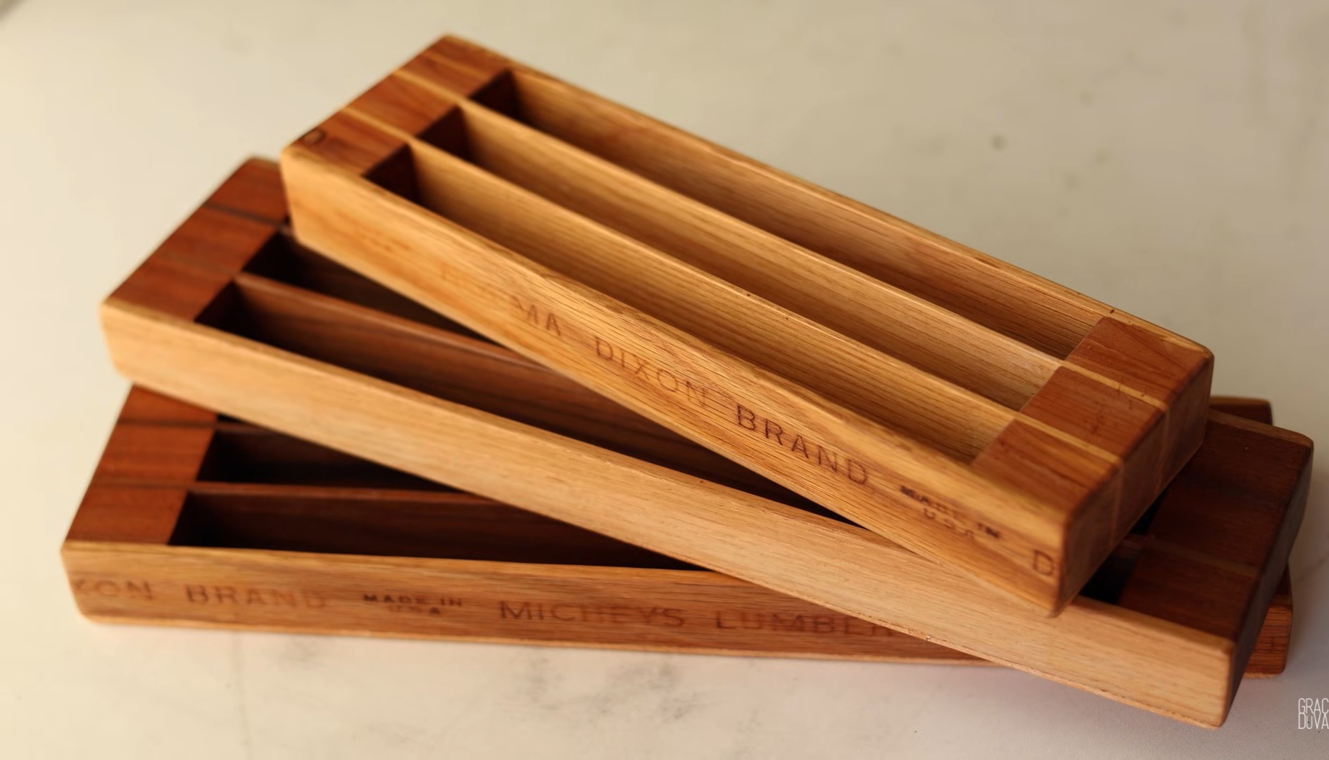 Bead Holder - Image 1