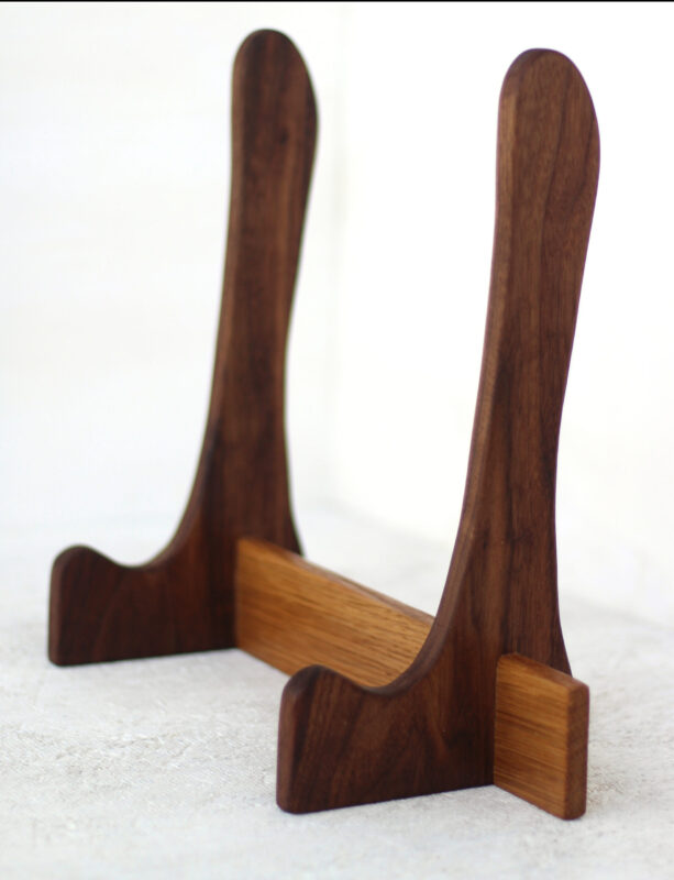 cutting board stand made from scraps left over at other woodworking shops Hand crafted cutting board stand made from contrasting oak and walnut. A stylish and useful kitchen addition, made in the Catskills, near New Paltz and Kingston